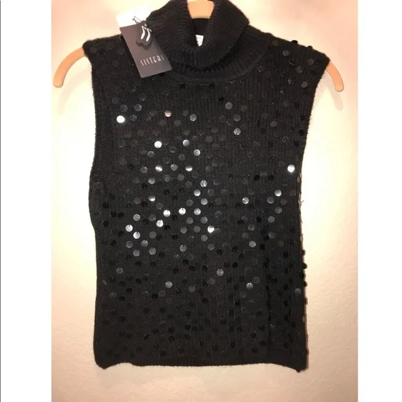 🔥BLACK SEQUINED SLEEVELESS TOP - Picture 3 of 6